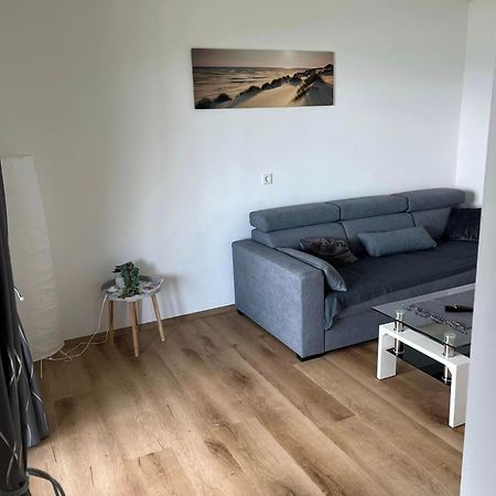 Apartmán Gastehaus Dollenz Tiebitsch Exteriér fotografie