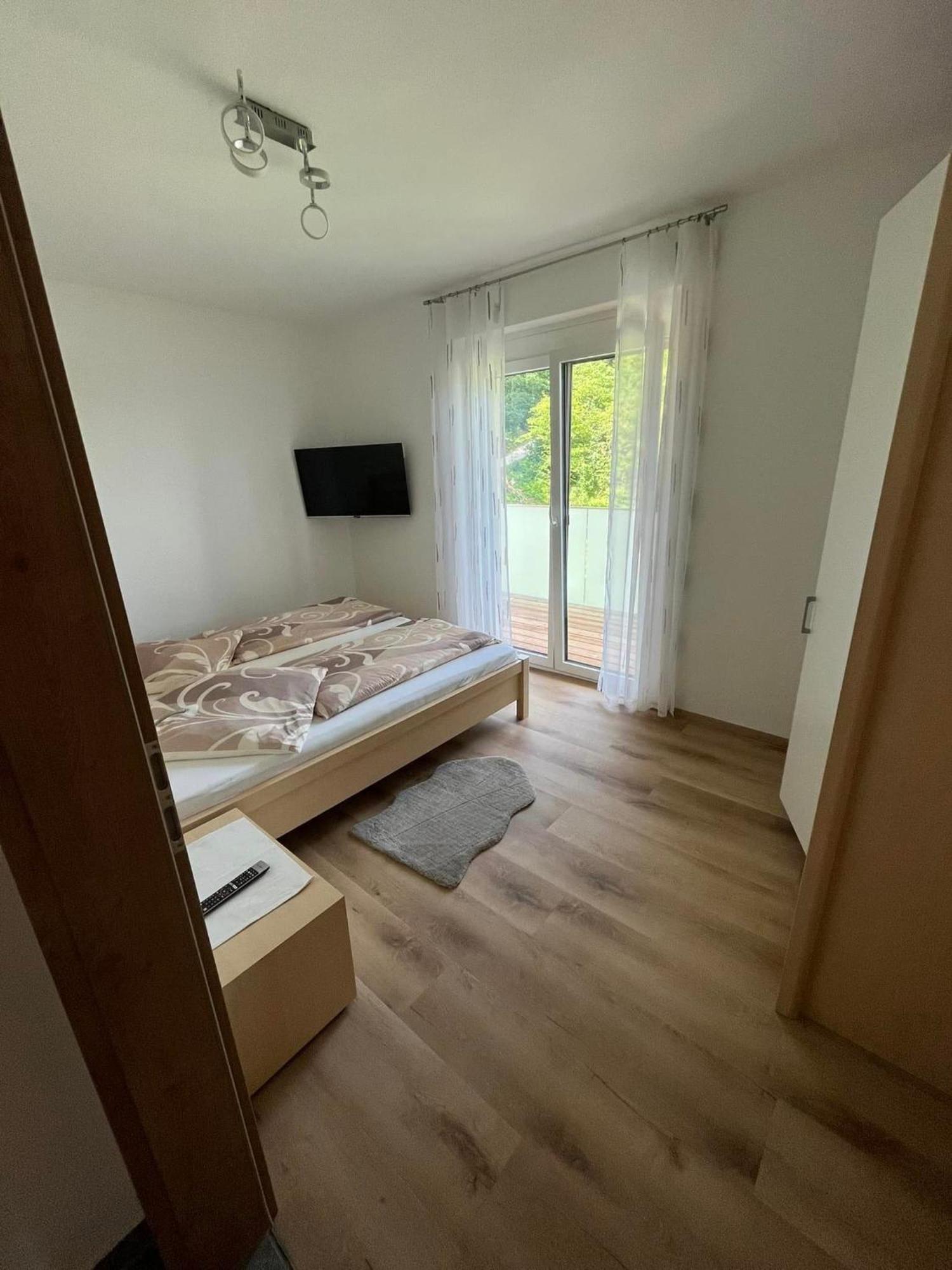 Apartmán Gastehaus Dollenz Tiebitsch Exteriér fotografie